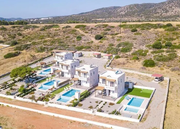 Regina - Double Pool Paradise Villa Lachania