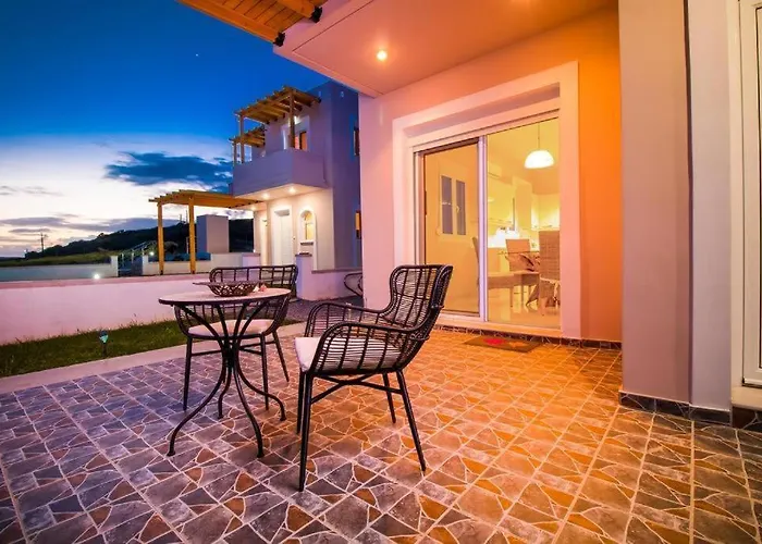 Regina - Double Pool Paradise Villa