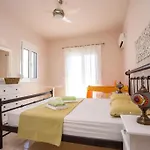 Regina - Double Pool Paradise Lakhania